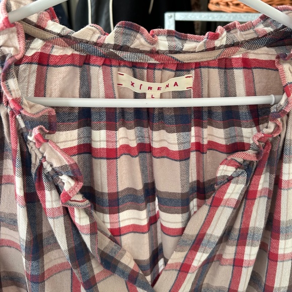 Xirena long sleeve plaid blouse - Picture 4 of 5